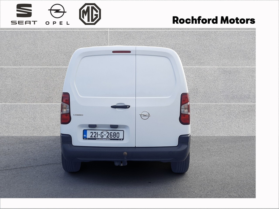 2022 Opel Combo - image 5