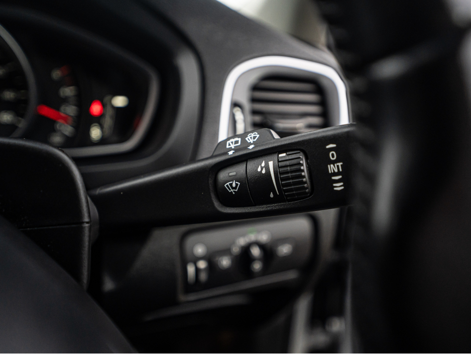 2014 Volvo V40 2014 Volvo V40 Cross Country Auto/New NCT/Warranty €10,888