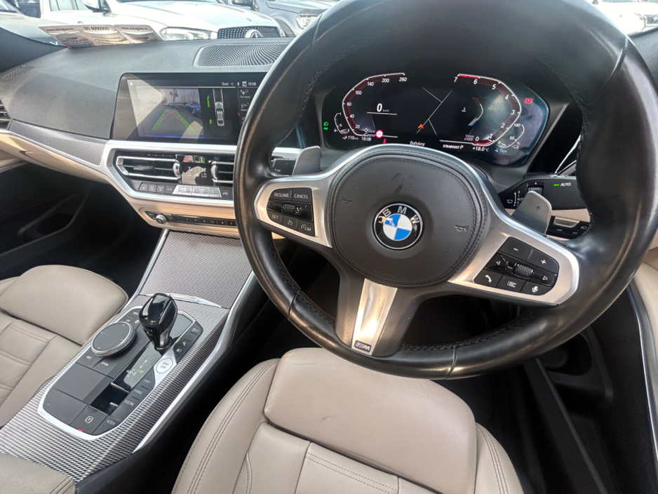 2019 BMW 3 Series - image 27
