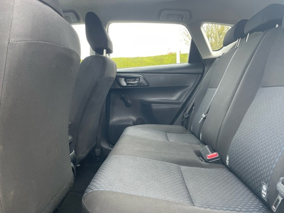 2015 Toyota Auris 1.33 5DR TERRA 4DR €12,888
