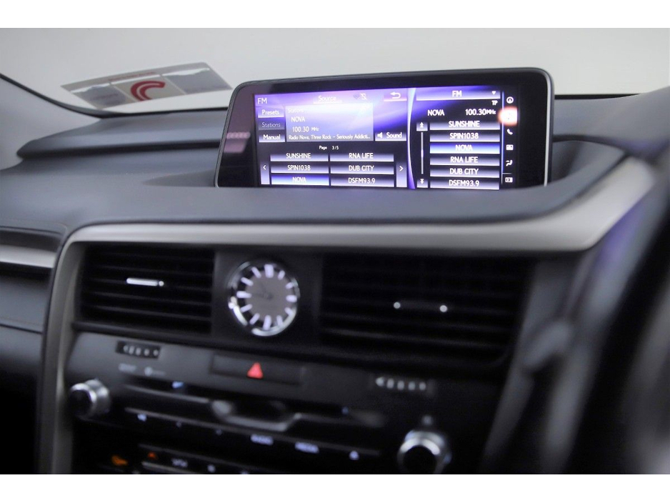 2018 Lexus RX 450 h - image 18