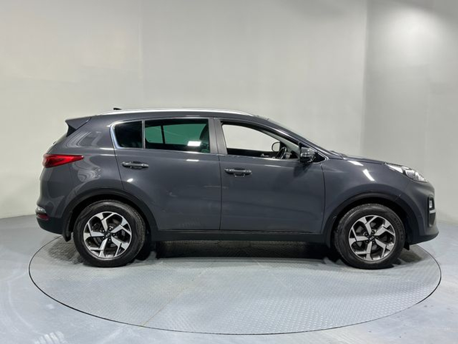 2019 Kia Sportage - image 8
