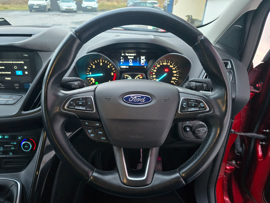 2017 Ford Kuga 2.0TDCI 150PS Titanium €13,950