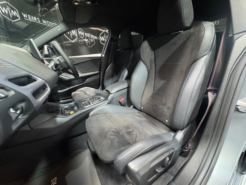 2025 BMW 2 Series - image 26