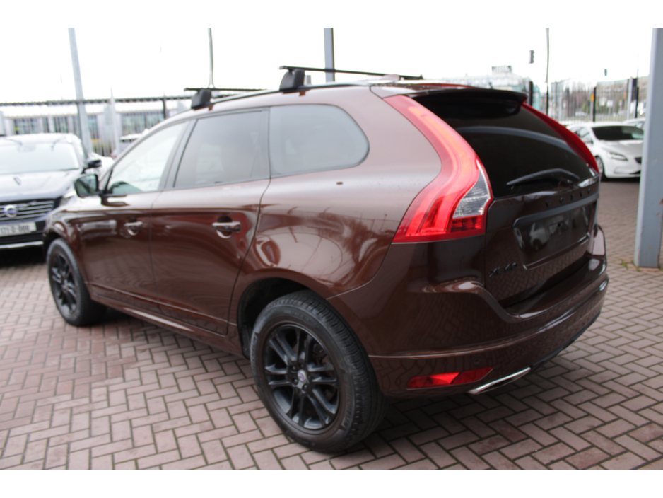 2015 Volvo XC60 - image 6