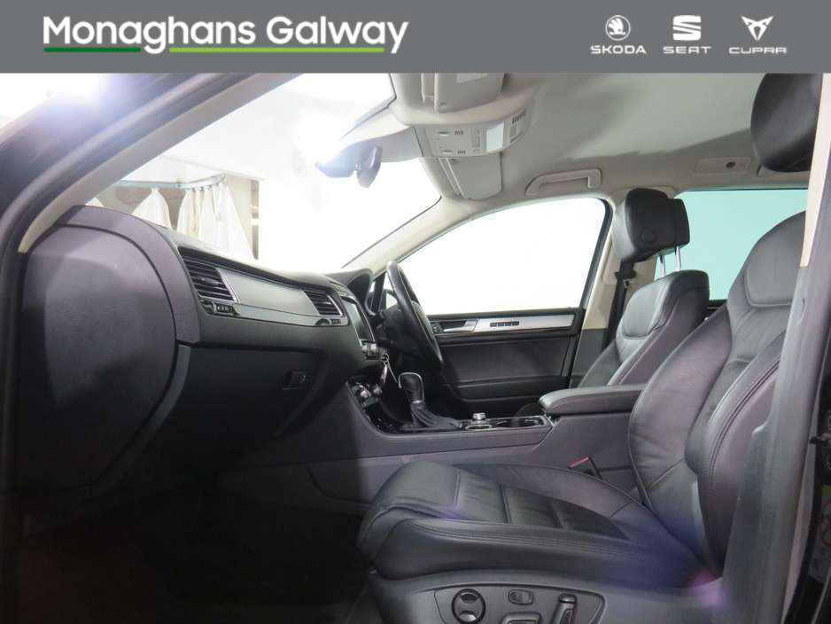 2018 Volkswagen Touareg 5 SEAT COMM 3.0 TDI 262BHP V6 AUTO €28,950