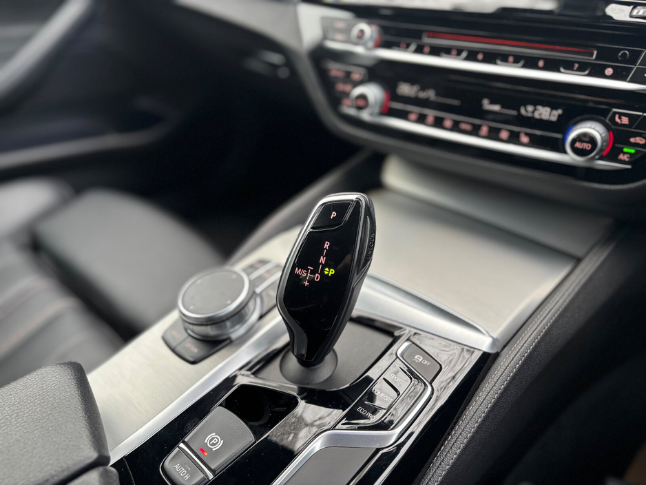 2019 BMW 5 Series 520d M Sport Auto €25,998