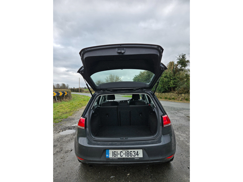 2016 Volkswagen Golf 1.6 TDI 5DR 110HP BlueMotion €10,800