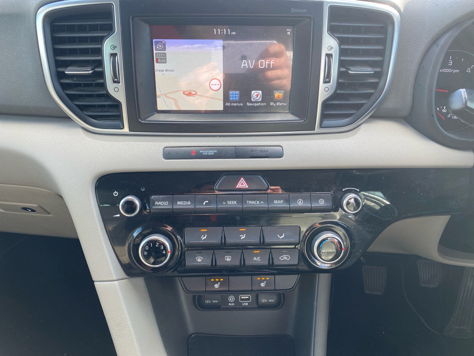 2017 Kia Sportage - image 10