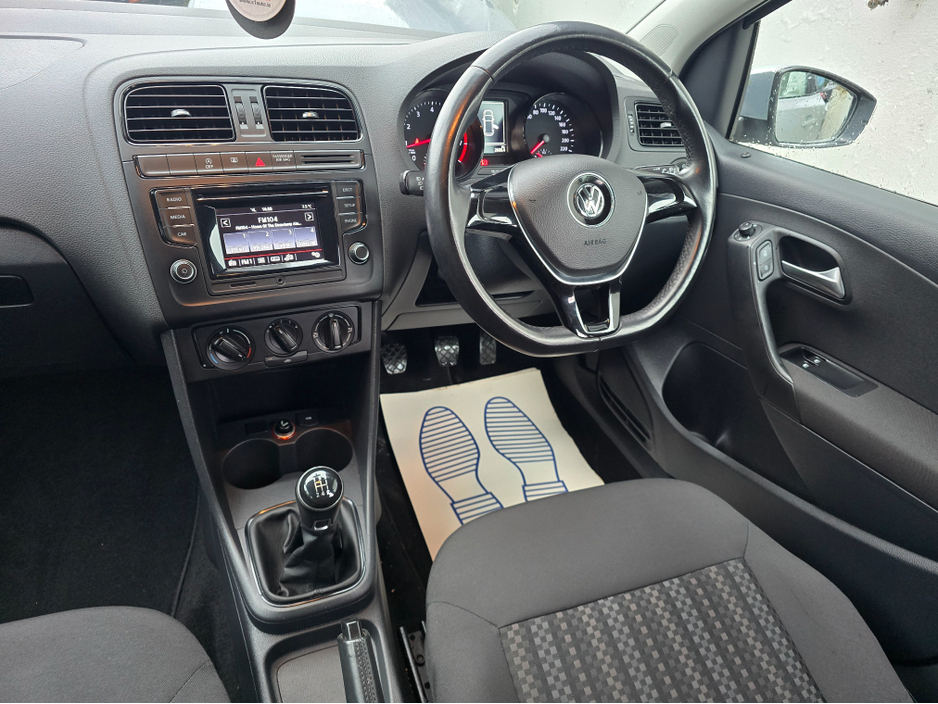 2015 Volkswagen Polo TRENDLINE 1.0 60HP MANUAL 5SPEED 5DR €9,450