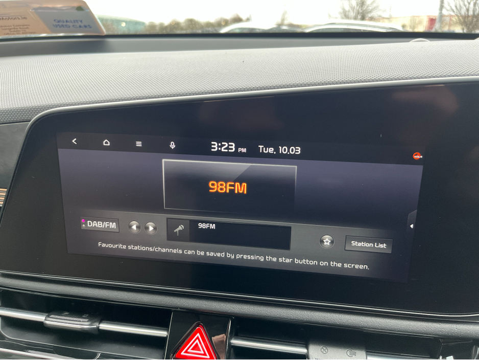 2023 Kia Niro - image 23