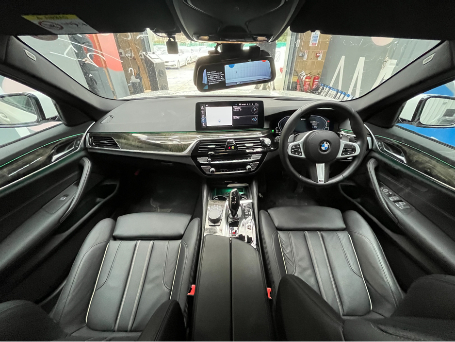 2021 BMW 5 Series €35950 2021 BMW 530E M-SPORT EDITION JOY+ 2.0 AUTOMATIC / CRUISE CONTROL / 360° PARKING CAMERA / ELECTRIC MEMORY & HEATED SEATS / PADDLE SHIFTERS / APPLE CARPLAY / AMBIENT LIGHTS / HEATED REAR SEAT €35,950