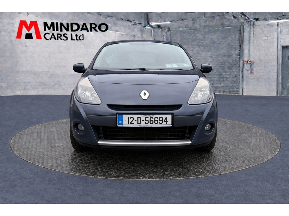 2012 Renault Clio - image 8