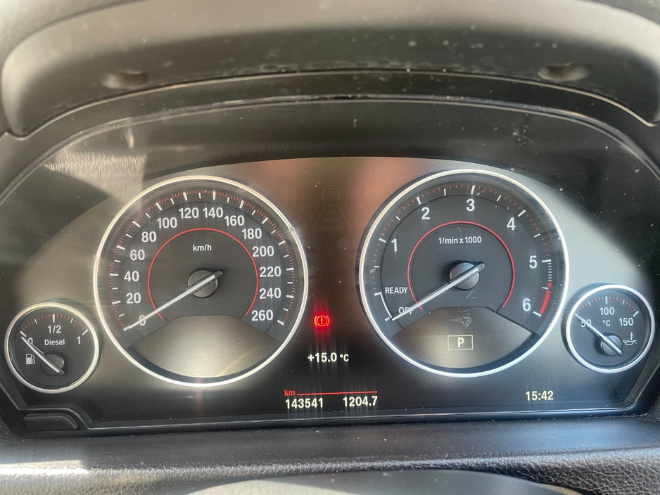 2016 BMW 4 Series - image 12