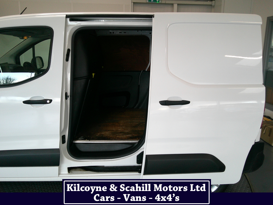 2019 Citroen Berlingo - image 15