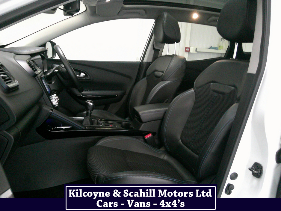 2021 Renault Kadjar - image 13