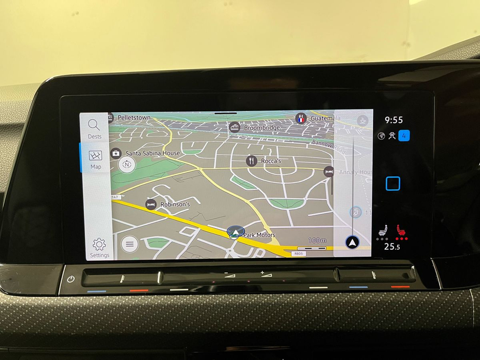 2022 Volkswagen Golf - image 16