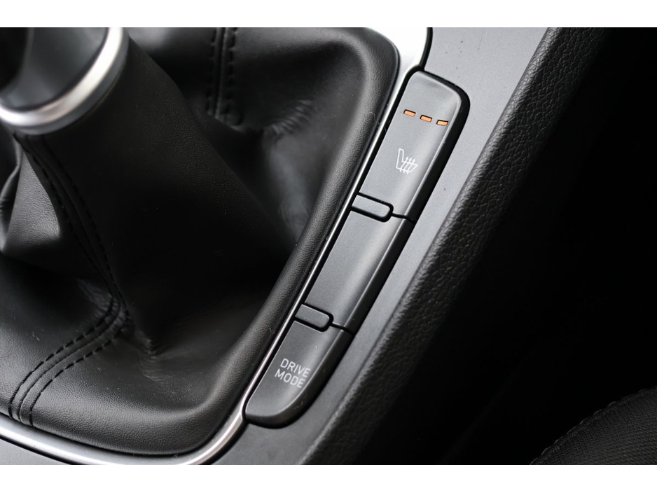 2021 Hyundai Kona - image 12