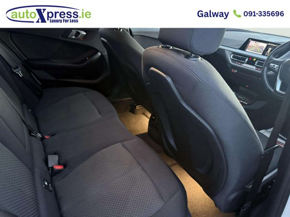 2020 BMW 1 Series - image 8