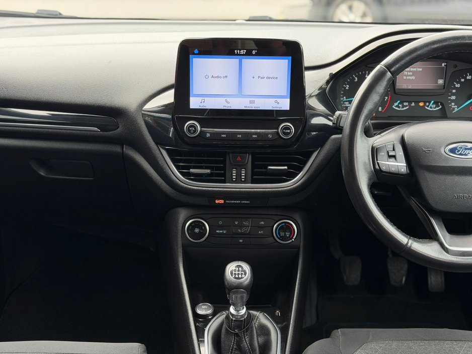 2019 Ford Fiesta - image 10