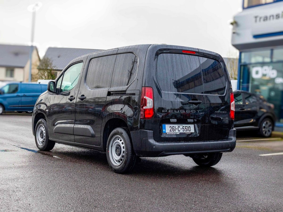 2026 Peugeot Partner 2026 - PRE REG OFFER - PARTNER PRO PLUS1.5 HDI 100 65 €22,750