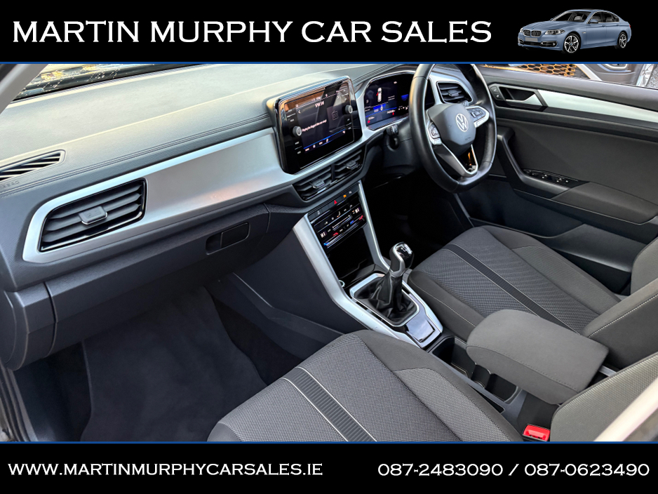 2024 Volkswagen T-Roc - image 13