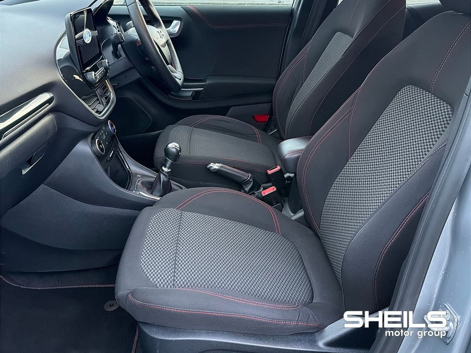 2023 Ford Puma - image 5