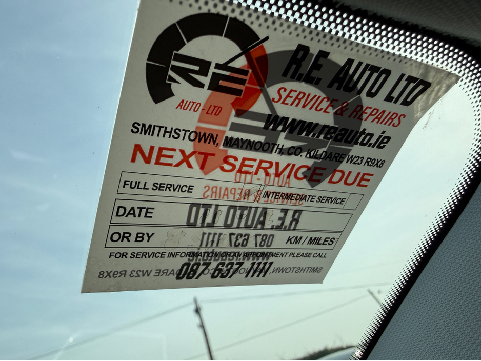 2016 Skoda Octavia - image 29