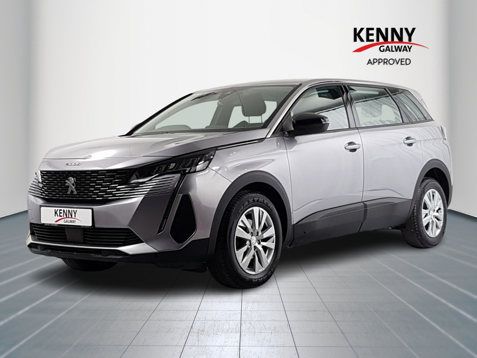 2022 Peugeot 5008 - image 3