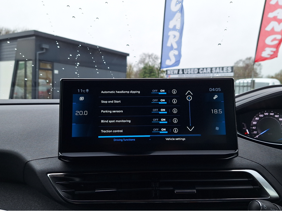 2023 Peugeot 5008 - image 27