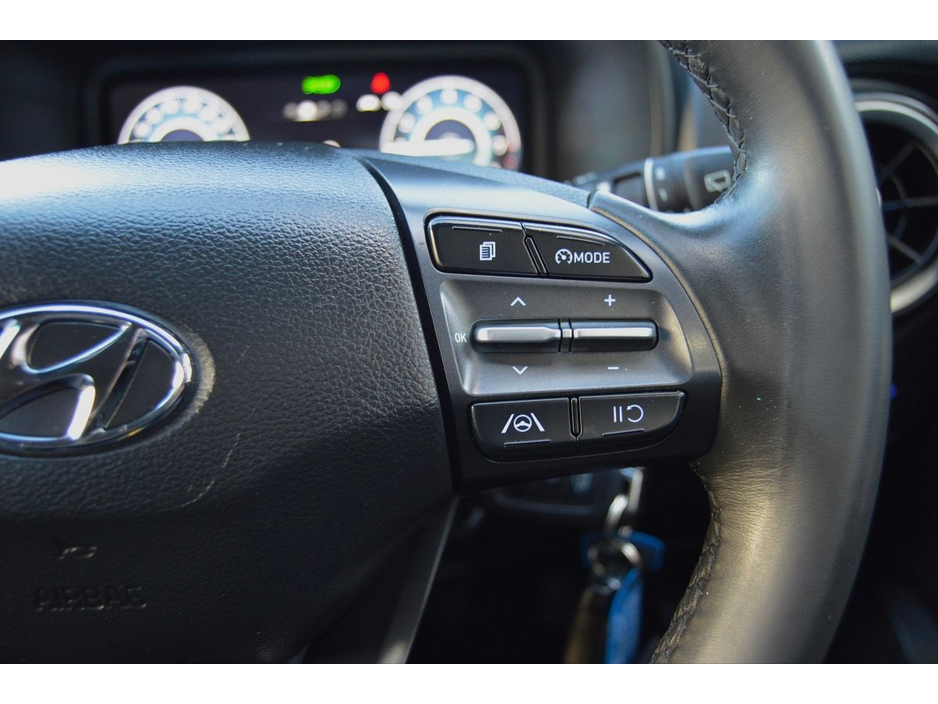 2023 Hyundai Kona 1.0 T-GDI Executive Two Tone Roof €25,995