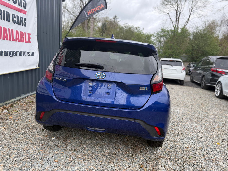 2022 Toyota Aqua - image 4