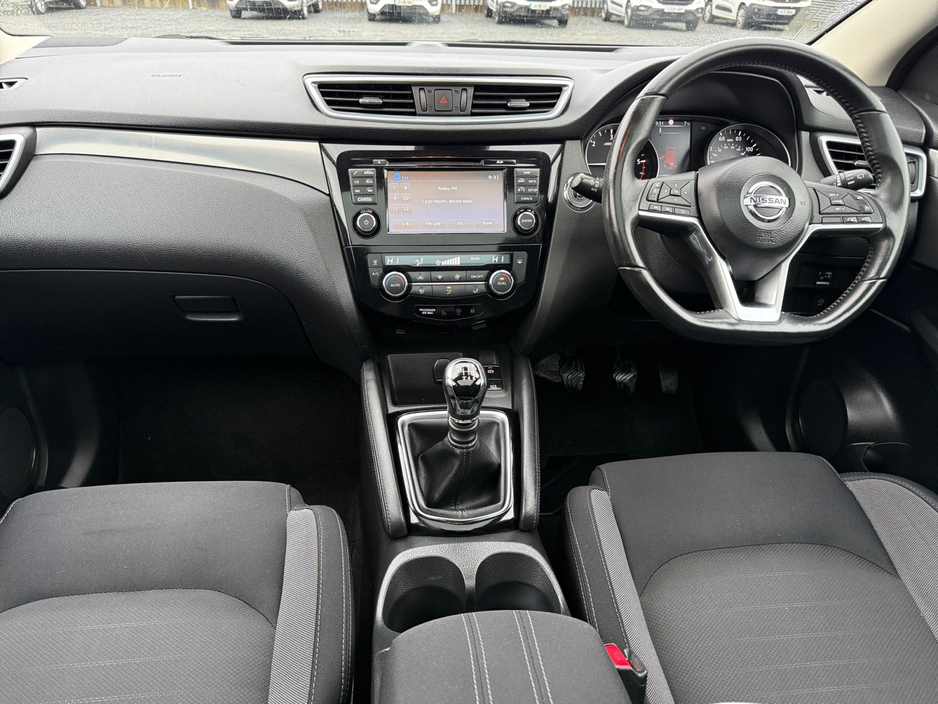 2019 Nissan Qashqai - image 8