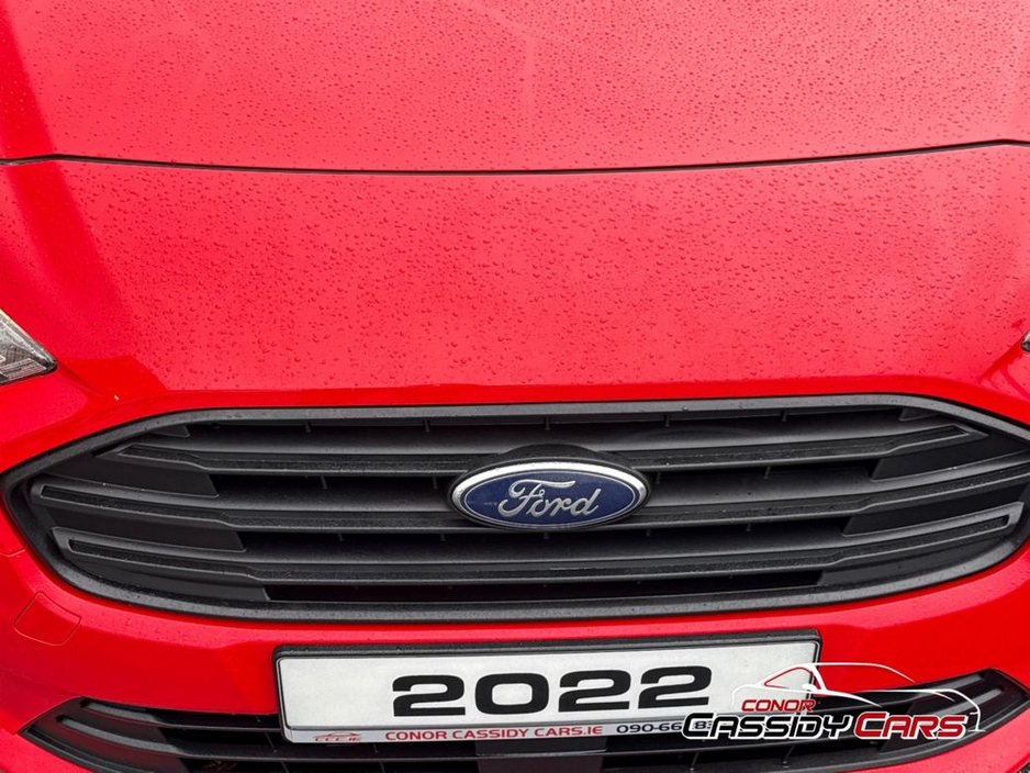 2022 Ford Transit Connect - image 17