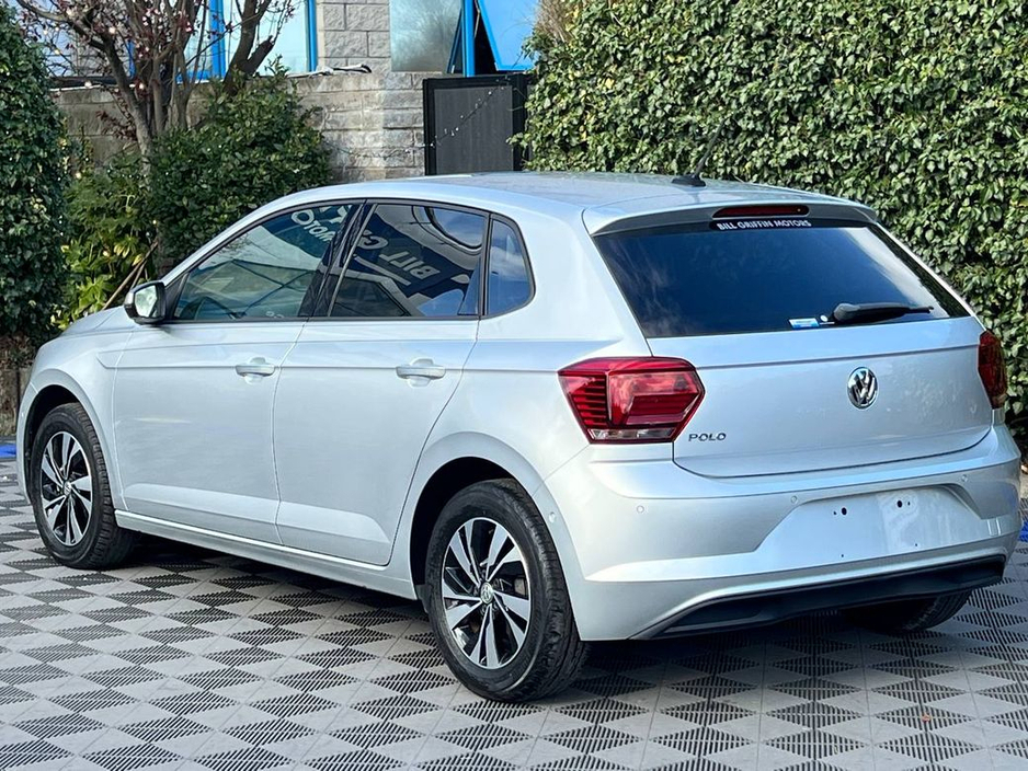 2018 Volkswagen Polo - image 5