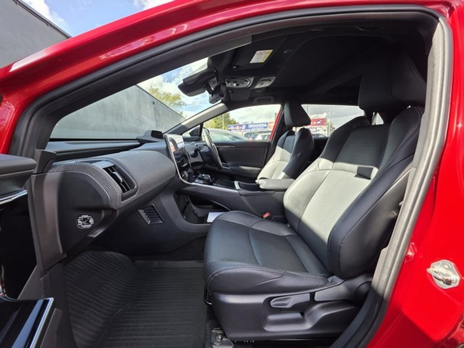 2023 Toyota bZ4X - image 7