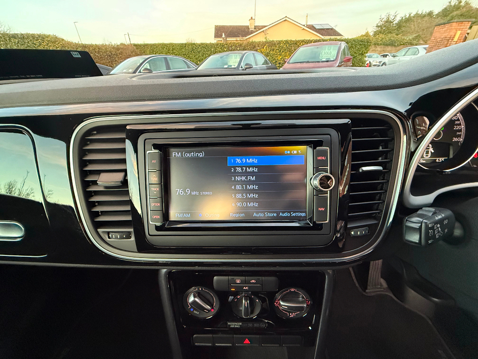 2018 Volkswagen Beetle - image 20