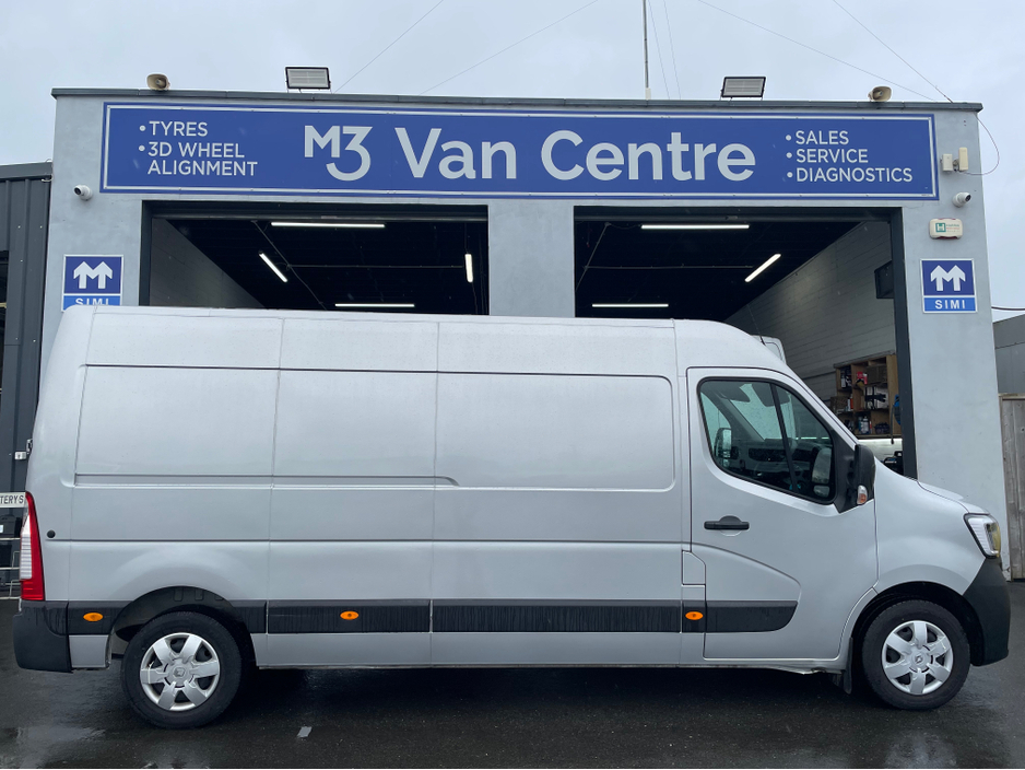 2023 Renault Master 2023 RENAULT MASTER BUSINESS PLUS