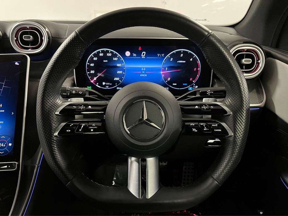 2024 Mercedes-Benz GLC Class - image 15