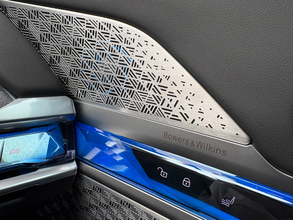 2025 BMW 7 Series M760e xDrive M Sport Pro [Ultimate Pack] €134,995