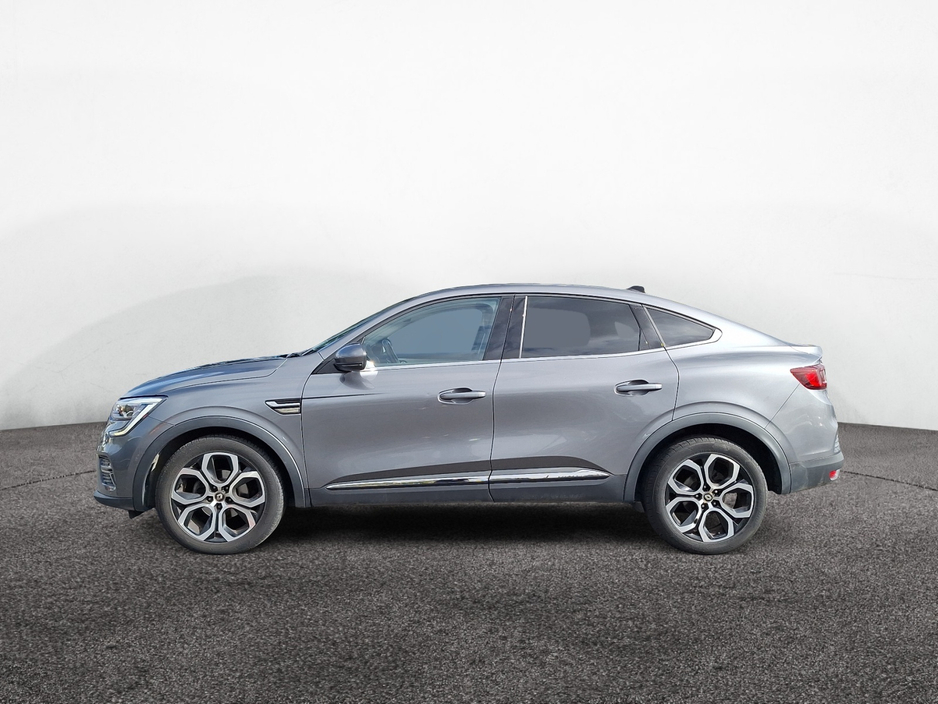 2022 Renault Arkana - image 3