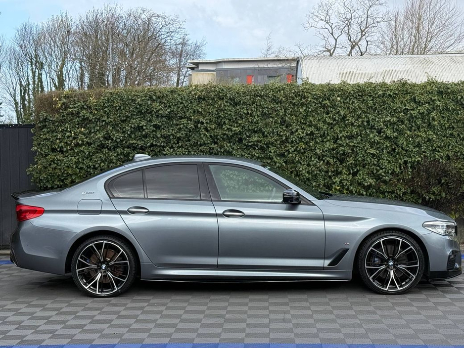 2018 BMW 5 Series - image 2