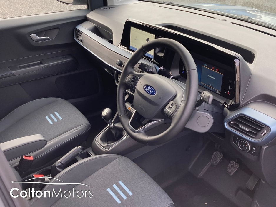 2026 Ford Transit Courier - image 11