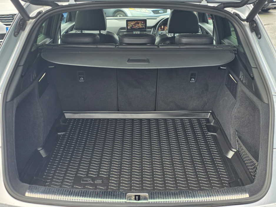 2019 Audi Q5 - image 24