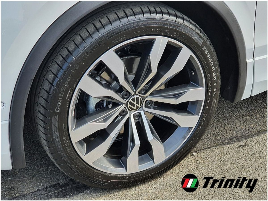 2021 Volkswagen Tiguan * R-LINE * 2.0 TDI * 150 BHP * BEST COLOUR * 20 €31,950