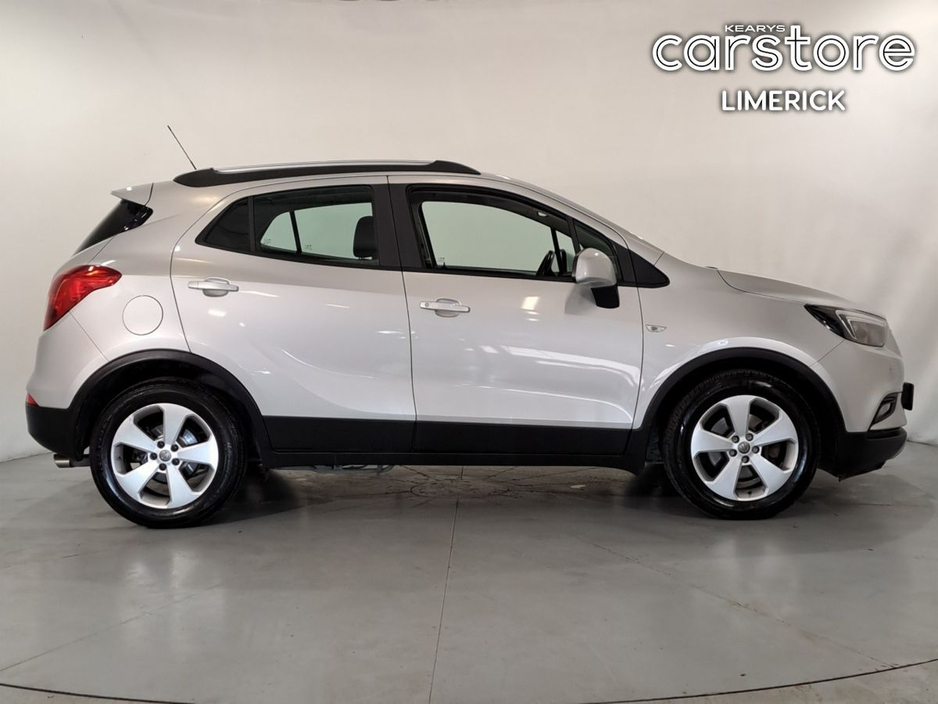 2018 Opel Mokka - image 2