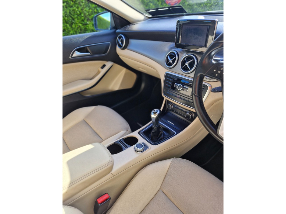 2014 Mercedes-Benz GLA Class - image 12