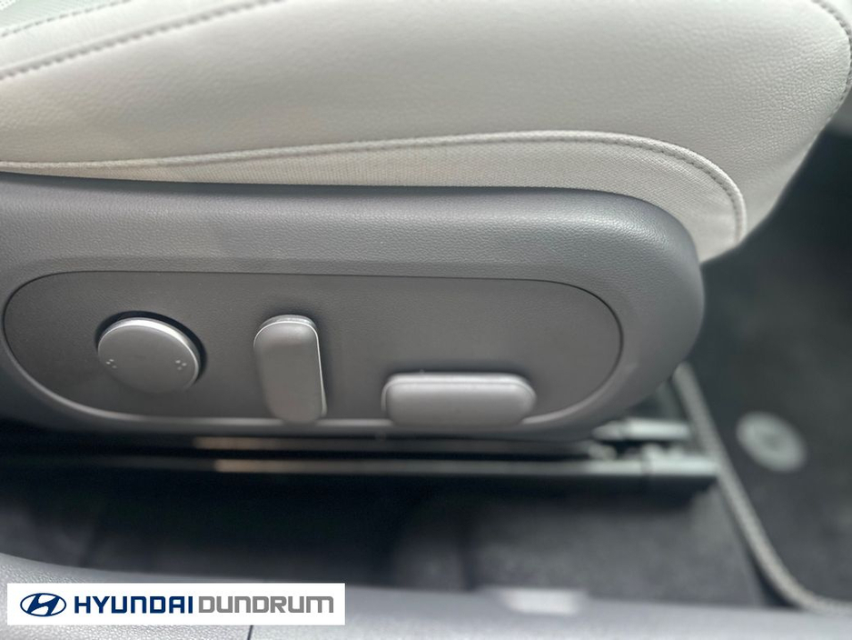 2025 Hyundai Kona EV Platinum 65Kwh €35,950