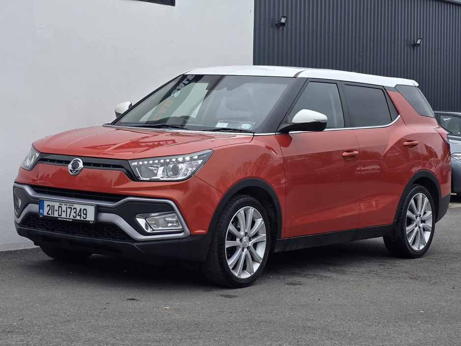 2021 Ssangyong Tivoli - image 4