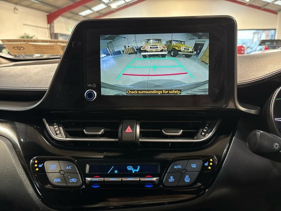 2024 Toyota C-HR HYBRID SPORT 4DR AUTO €33,950